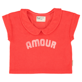 t'shirt w/ peter pan collar| red w/ "amour" print